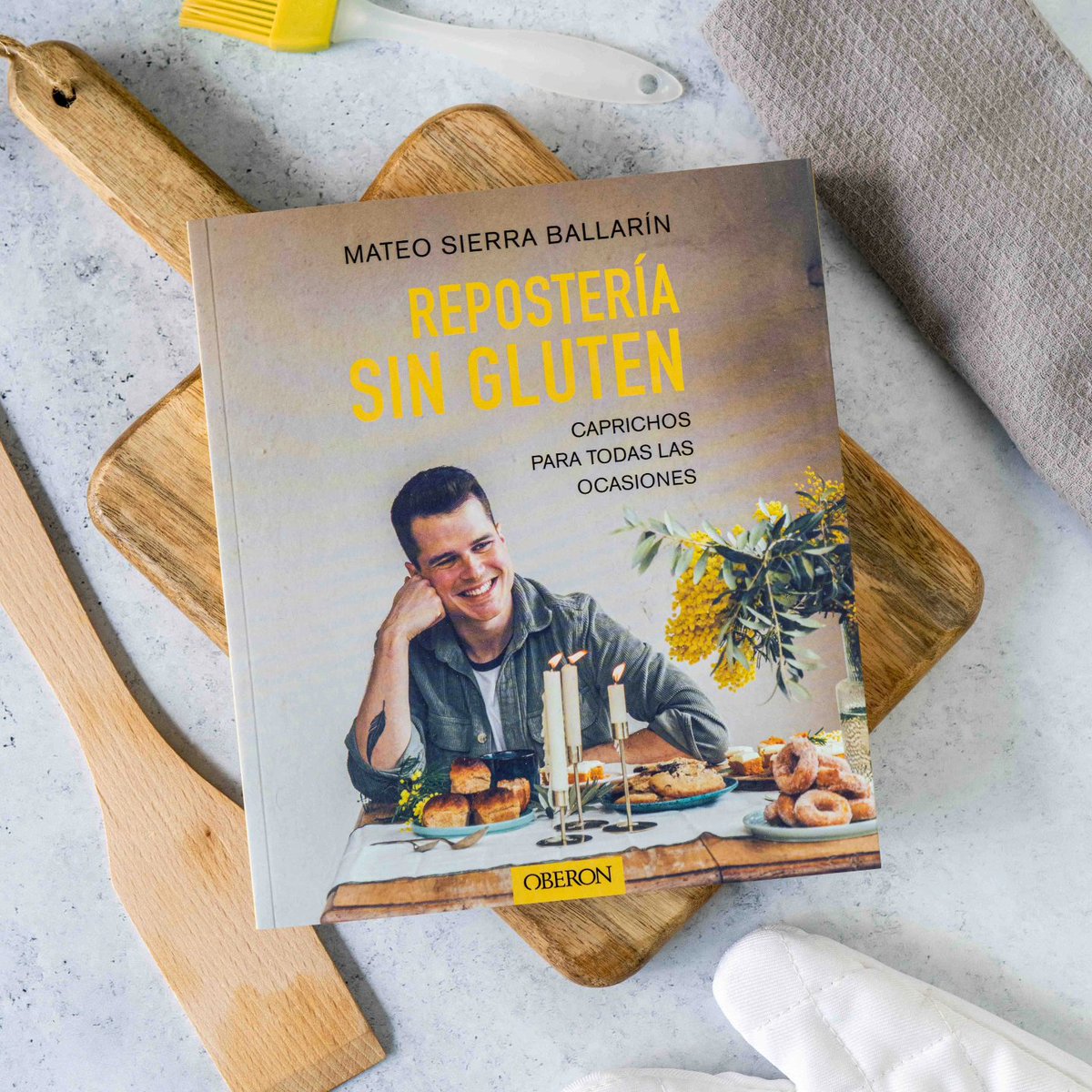 ¿Algún celiaco en la mesa? 👀 🍽

Si tu también sufres a la hora del postre para encontrar opciones aptas para ti, toma nota:

📖 ‘Reportería sin gluten’ de <a href="/MateoSierra93/">Mateo Sierra</a>. 🍰

👉 bit.ly/3WjvjI5

#GlutenFree #ReposteríaSinGluten