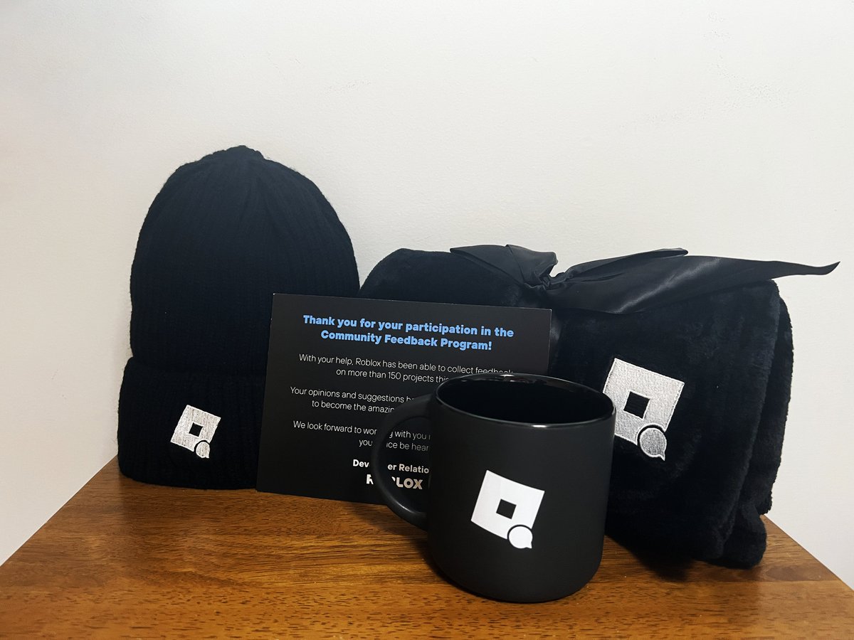 thanks <a href="/Roblox/">Roblox</a>  for the awesome gift!!! ♥