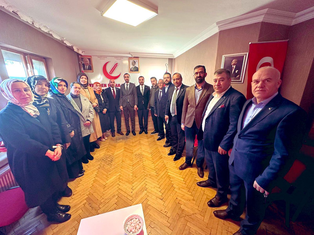 İlçe Başkanımız Sn. <a href="/KadirKarapnar5/">Kadir Karapınar</a> yönetim kurulu üyelerimiz ile birlikte Yeniden Refah Partisi Keçiören İlçe Başkanı <a href="/nuhyaseryildirm/">Nuh Yaser YILDIRIM</a>’ı  ziyaret ettiler. 

#GüçlüTürkiye yolunda, durmak yok çalışmaya devam. 

<a href="/RTErdogan/">Recep Tayyip Erdoğan</a> 
<a href="/hakanhanozcan/">Hakan Han ÖZCAN 🇹🇷</a> 
<a href="/AkpartiAnkara/">AK Parti Ankara</a> 
<a href="/KadirKarapnar5/">Kadir Karapınar</a>
