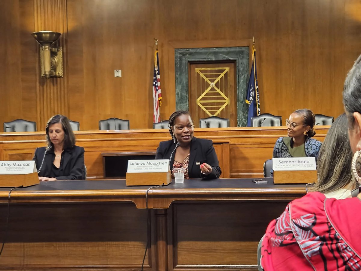 Gender equality was under attack globally in 2023. @womensfunding, @nwlc, @JusticeandJoyNC, @mujerxsrising, @NationalNOW, @ppi, & @GlobalFundWomen responded with a collective voice. On Sept 12, this group gathered for Feminist Philanthropy Hill Day... 1/ bit.ly/23YGJ