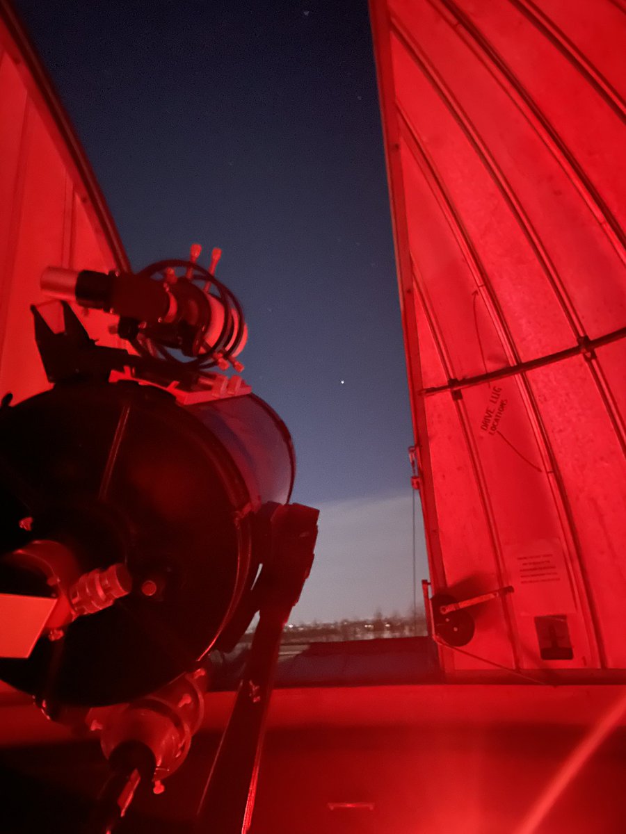 Chris Rees (@chrisreesphd) on Twitter photo Some planetary observations last night with <a href="/TUVRisktec/">TÜV Rheinland Risktec</a> work colleagues at the WCO. 🪐 and Jupiter also visible but no great images this time as super bright moon. <a href="/CalgaryRASC/">RASC Calgary Centre</a> Some planetary observations last night with <a href="/TUVRisktec/">TÜV Rheinland Risktec</a> work colleagues at the WCO. 🪐 and Jupiter also visible but no great images this time as super bright moon. <a href="/CalgaryRASC/">RASC Calgary Centre</a>