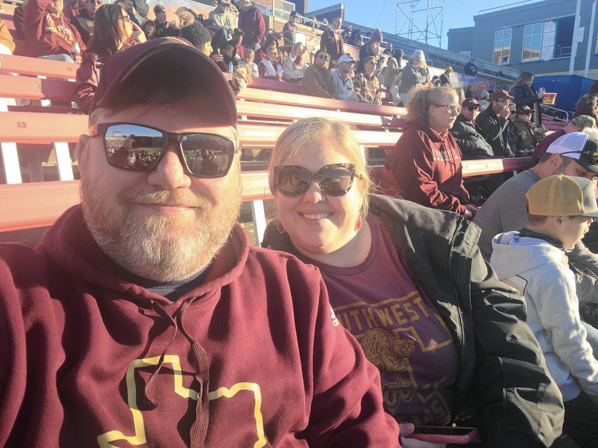 Bowie_Chaffee's tweet photo. Had so much fun watching the @TxStateBobcats  at the @FRBowl game last night. Even ran into University President @kdamp last night at the hotel after the game. Eat’em up Cats! https://t.co/z7WDj9aYCf