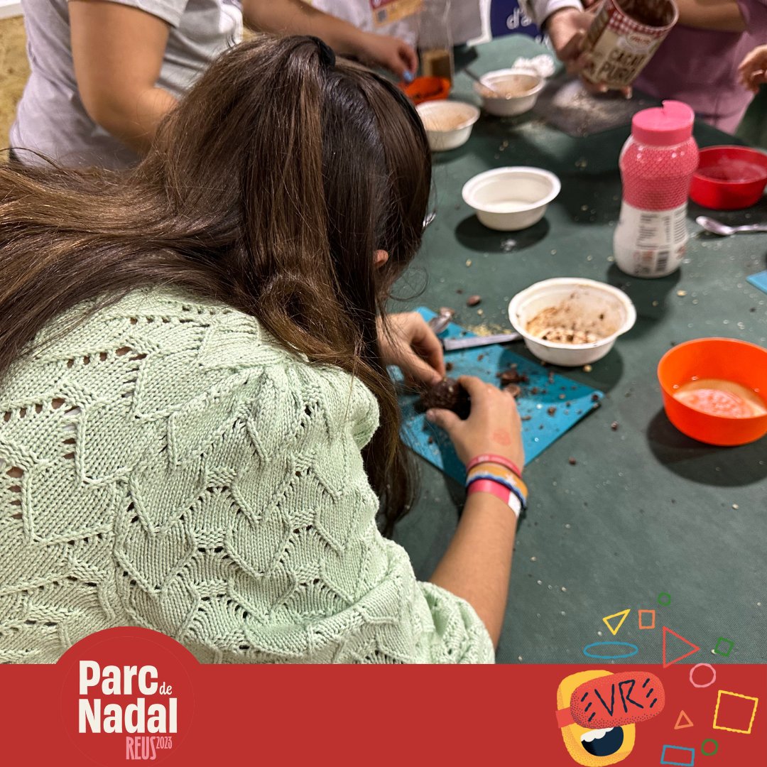 ParcNadal's tweet photo. ⭐️🔝 Donem per inaugurat el Parc de Nadal 2023. Els reusencs i reusenques ja han començat a gaudir de les activitats d'oci, esport i lleure en el marc del nou Parc de Nadal. Enguany com a novetat, s'ha incorporat una nova zona destinada al jovent d'11 a 17 anys (1/2) https://t.co/6njqHv1Ujq