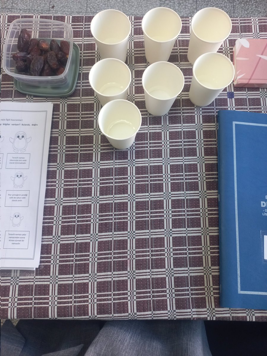 ruuhurevan's tweet photo. Ramazan Ünitesi bitince biz 🥰 https://t.co/sOWIZWlOSj