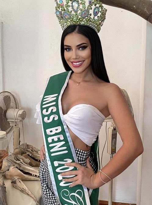 CerfiaFR's tweet photo. 🇧🇴 FLASH | Alondra #Campos, 22 ans, Miss Bolivie Monde 2020 et Miss Charm #Bolivie 2023, a été emprisonnée pour trafic d'armes et est suspectée d’être impliquée dans une affaire de drogue.

👉 Des quantités importantes d'armes à feu et de munitions pour fusil d'assaut AK-47 ont été retrouvées chez elle.