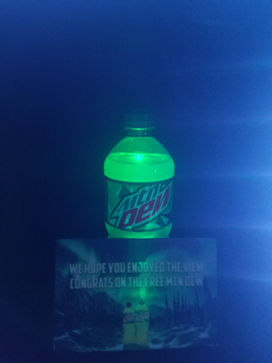 Dud_X14's tweet photo. I STAYED UP TILL 6 AM TO GET THE FREE MTN DEW. I ACTUALLY PUT IN 2 SO I GOT 2 DEWS, I HAVE ONE TO DISPLAY AND ONE TO DRINK. https://t.co/PIpjNBHteA
