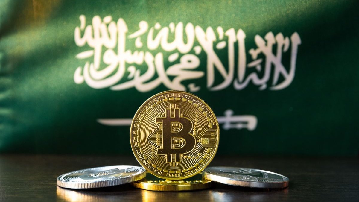 BIG BREAKING 🚨 90 year-old Saudi Salafic cleric writes a Fatwa deeming  #Bitcoin acceptable under Islam . ISLAM HAS 2 BILLION FOLLOWERS 🏆🚀