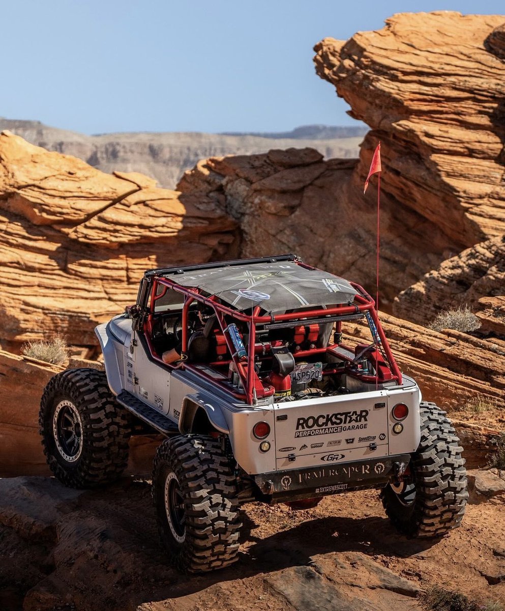 SpiderWebShade's tweet image. Happy Wednesday! 🙌 There is nothing like Jeep adventures with your own @spiderwebshade custom-printed shadetop because every off-road journey deserves a touch of coolness😎 Adventure awaits so order yours today! 🌄#spiderwebshade #shadebrigade #swsrepost