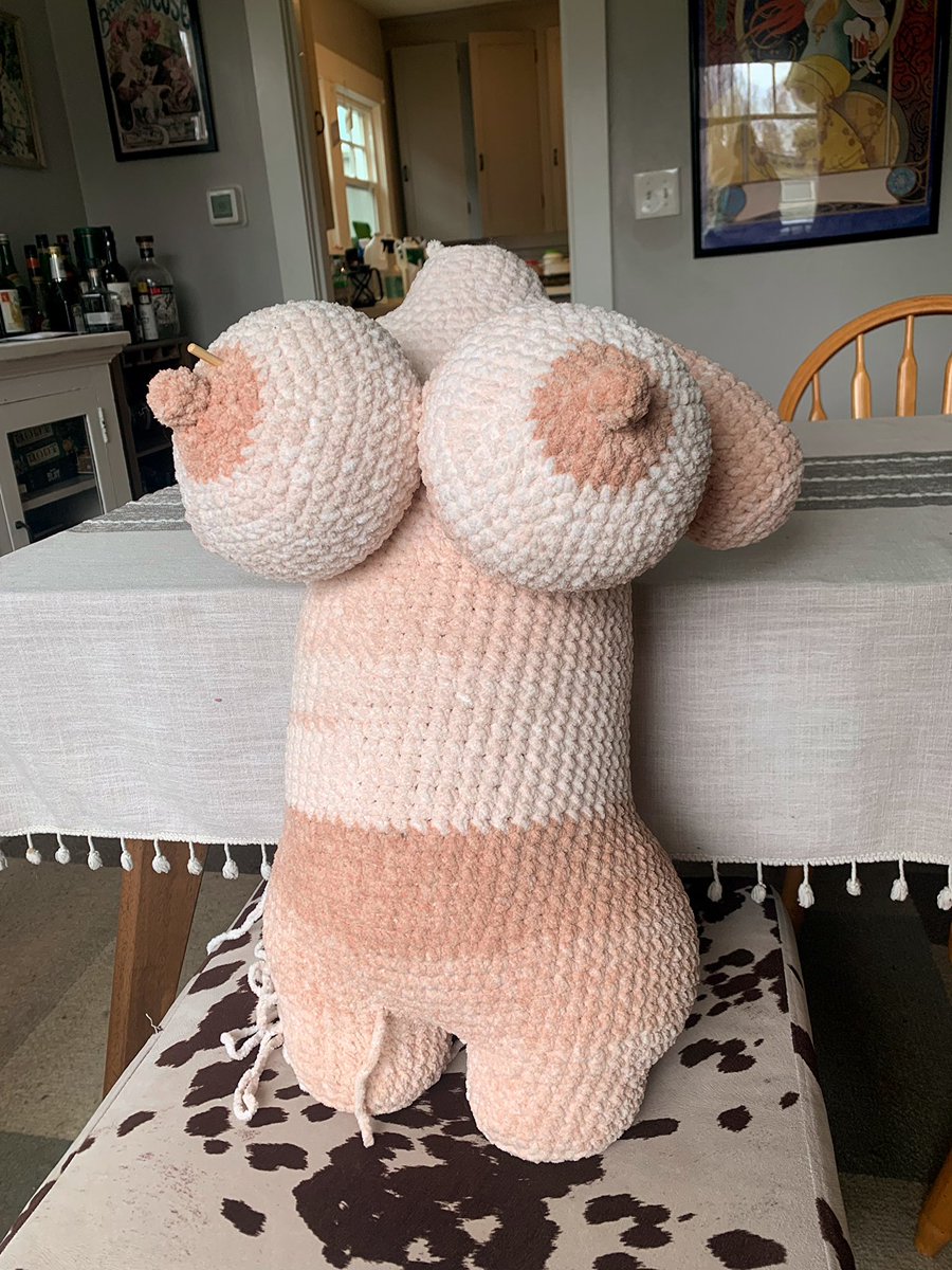 ReinaCrochets's tweet photo. The client asked for some tig ol’ bitties and I delivered 😌 https://t.co/dAVWV6EjTY