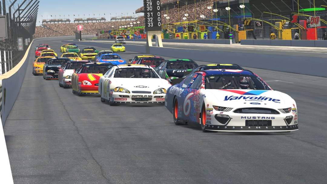 ASRSrace's tweet photo. @iRacing The Gen 4 car has created an opportunity for our league to host big events based on the races we grew up watching! https://t.co/z8YlProJt2