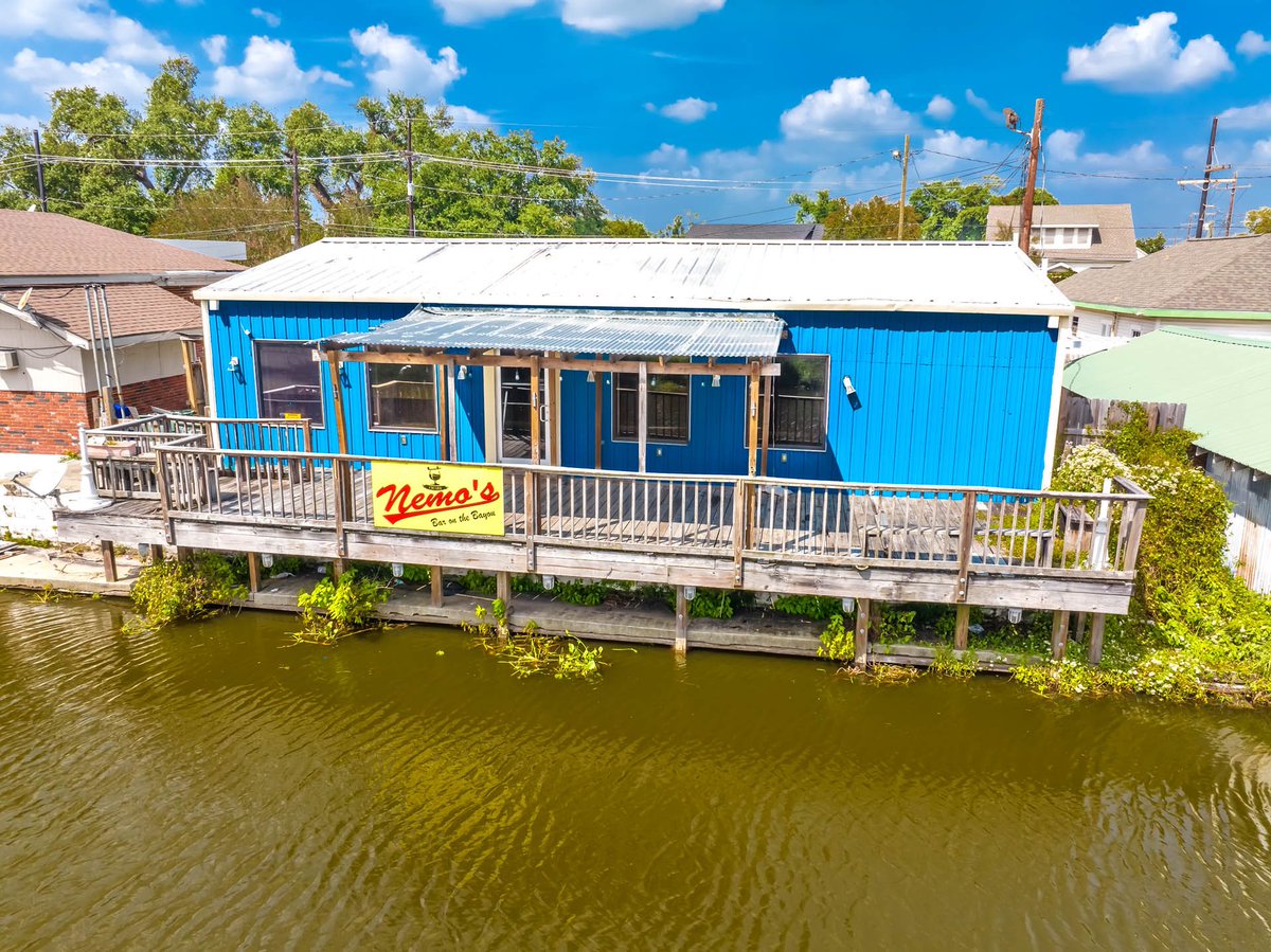 listwithlexii's tweet photo. 📍8008 Park Avenue Houma, LA 70360

👉🏻 Uncover the PERFECT blend of commerce and waterfront serenity in this downtown gem!
FOR SALE asking $159,900
#InvestmentOpportunity 

Lexi Neil, REALTOR
985.226.8086
Brokered by Wendy Thibodeaux 
985.209.1008 
Licensed in LA by LREC https://t.co/frBd4Td73Q