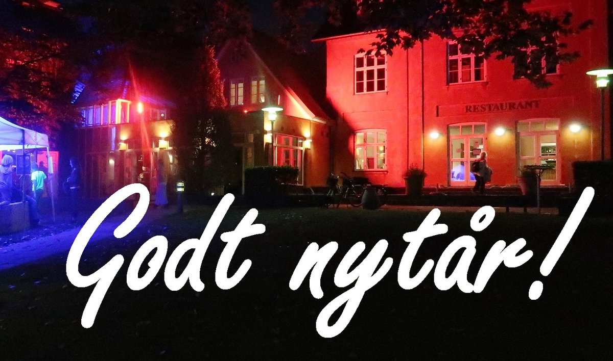 ⭐️⭐️⭐️⭐️⭐️ 𝗚𝗼𝗱𝘁 𝗻𝘆𝘁𝗮̊𝗿! ⭐️⭐️⭐️⭐️⭐️
                               Vi ses i det nye år