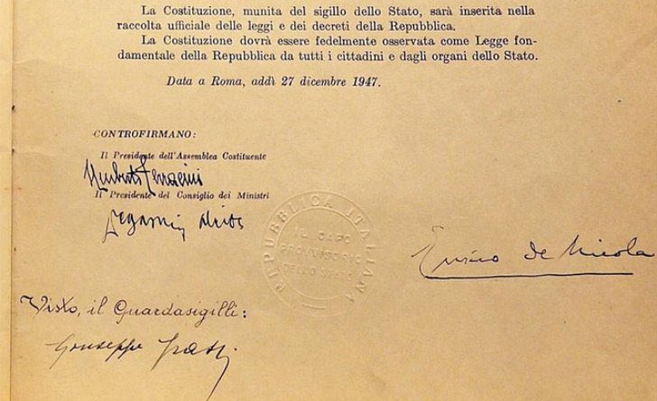 #27dicembre 1947
Nasce la #Costituzione #antifascista 

#CostituzionedellaRepubblicaItaliana