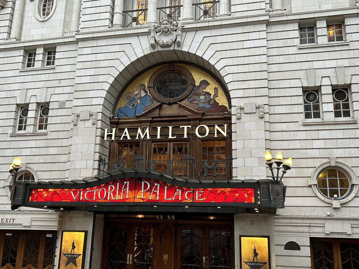 Brilliant show! I can’t recommend this enough. Stunning music performed this afternoon by incredible musicians, dancers and actors #hamilton #westend #victoriapalacetheatre ⭐️⭐️⭐️⭐️⭐️