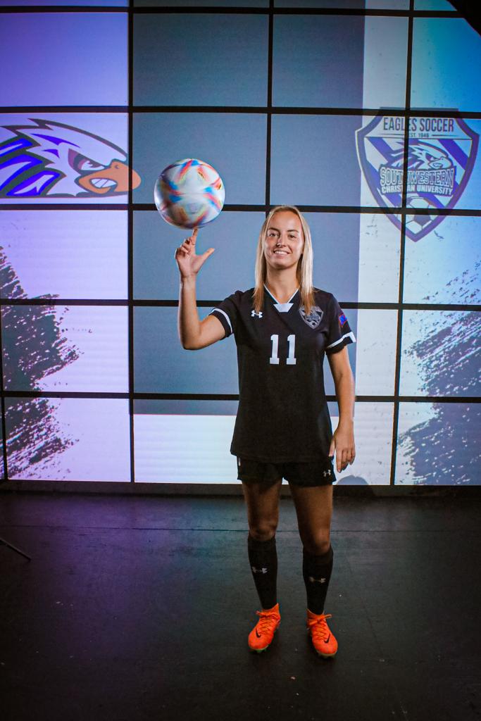 #Calcio #Usa #Trieste La storia di Marina Angiolini, triestina, studentessa e calciatrice in Oklahoma domani su <a href="/ilpiccolo/">ilpiccolo</a>. <a href="/fbrancoli/">fabrizio brancoli</a> <a href="/gia_pad/">Gia Paddy</a>