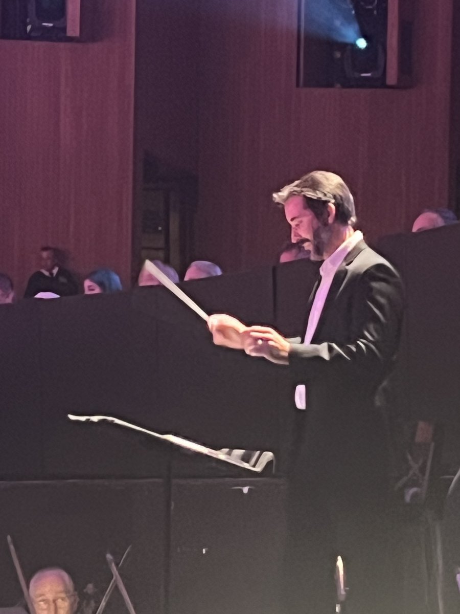 MHamrock's tweet photo. Not everyday you have the opportunity to conduct a full orchestra in a sold out 3,000 seat auditorium. https://t.co/xcJlybvEwi
