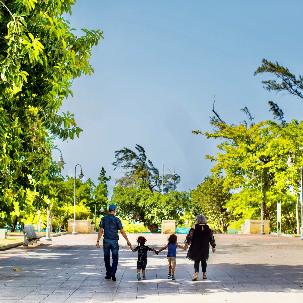 Lifestyle_Mtg's tweet image. The middle of the week is the perfect time to pause, reflect, and spread some positivity! 🌼✨ Happy Hump Day, everyone. Remember, you're doing amazing things, and the weekend is just around the corner. #MidweekReflection #HumpDayPositivity