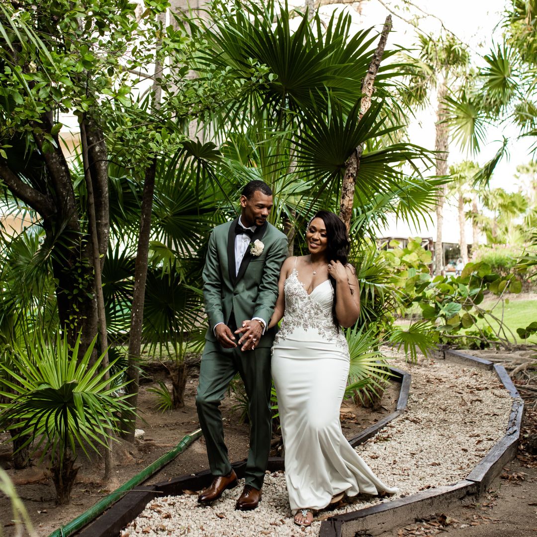 DestinationWeddings tweet media