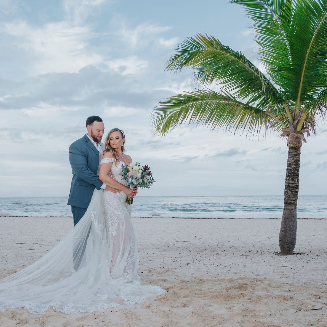 DestinationWeddings tweet media