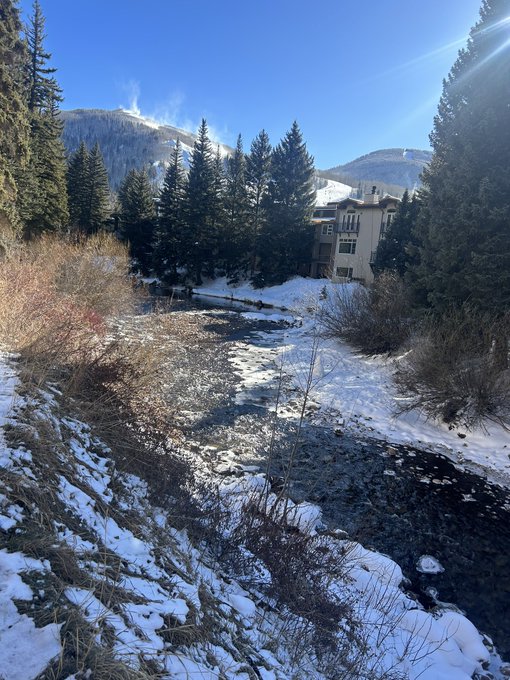 Update: I&rsquo;m in love with Vail https://t.co/qa3HAsQfxn
