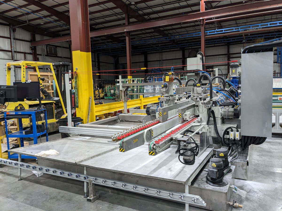 MidwestGlass01's tweet image. We are excited to announce that our Schiatti machine is currently in house and ready for your glass! This machine will be used for large quantities orders and we can currently put ¼” radius corners on these pieces as well. 

#glass #polishing #glassmachine #MWGF