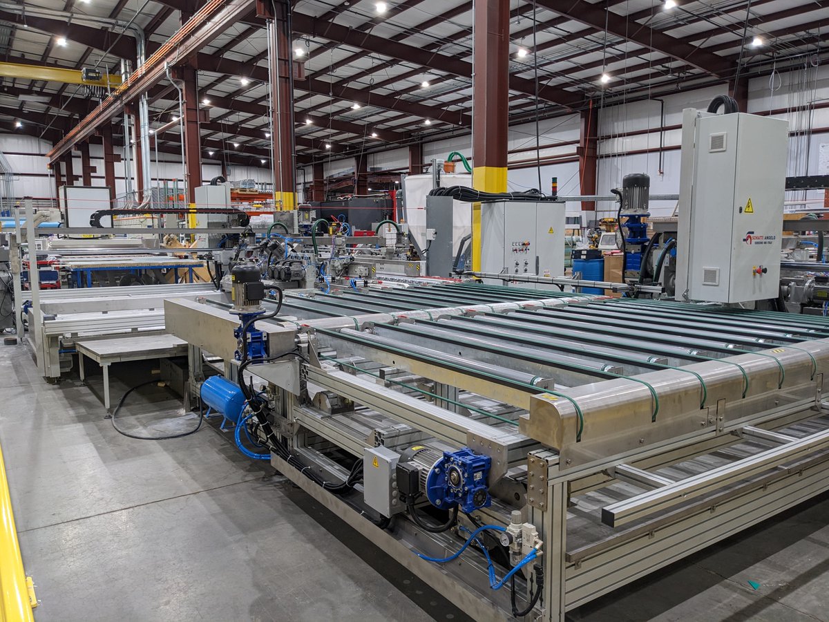 MidwestGlass01's tweet image. We are excited to announce that our Schiatti machine is currently in house and ready for your glass! This machine will be used for large quantities orders and we can currently put ¼” radius corners on these pieces as well. 

#glass #polishing #glassmachine #MWGF