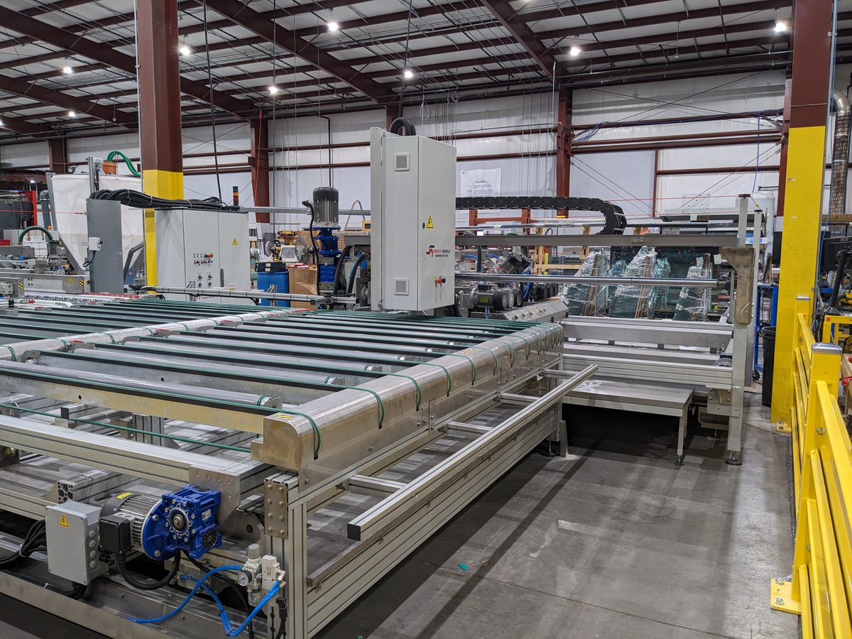 MidwestGlass01's tweet image. We are excited to announce that our Schiatti machine is currently in house and ready for your glass! This machine will be used for large quantities orders and we can currently put ¼” radius corners on these pieces as well. 

#glass #polishing #glassmachine #MWGF