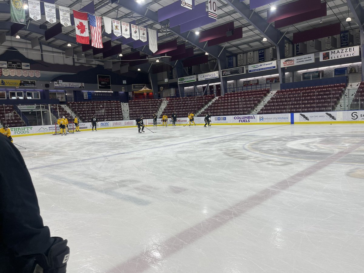 TomWilkepxp's tweet image. And just like that…..we are back!

#hockeytime