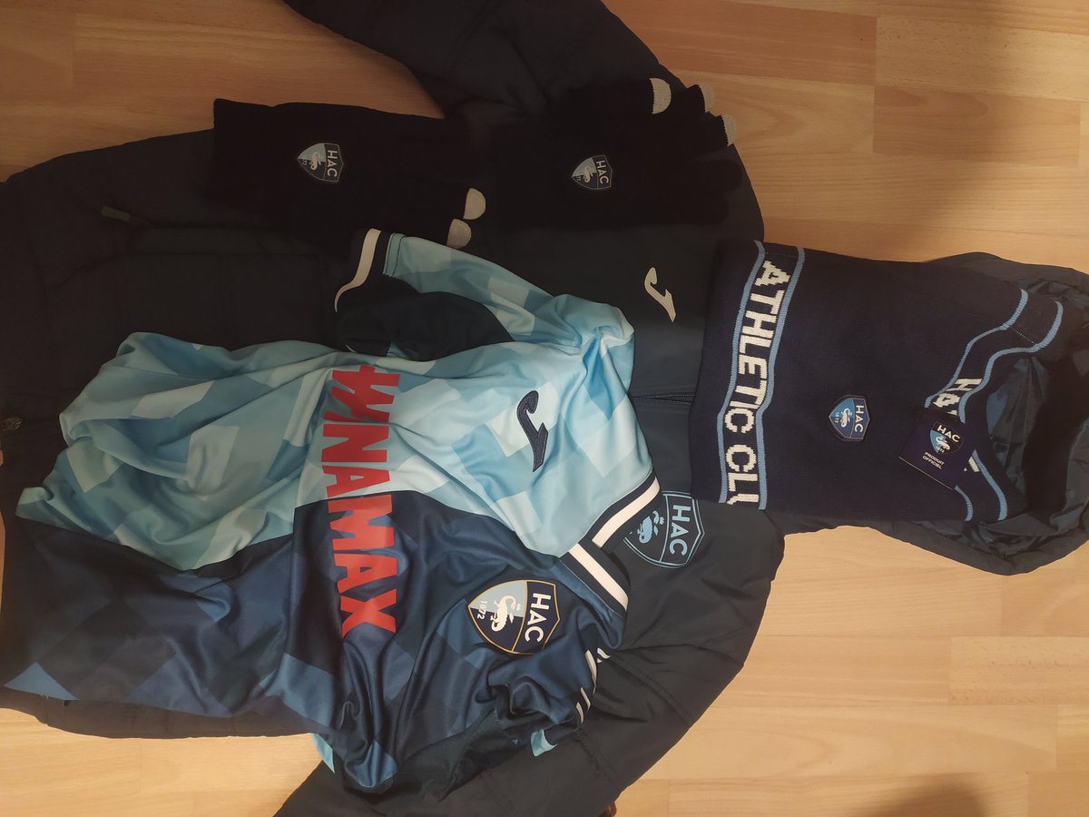 DelkiCast's tweet image. Je crois qu'il y avait un thème a Noël cette année