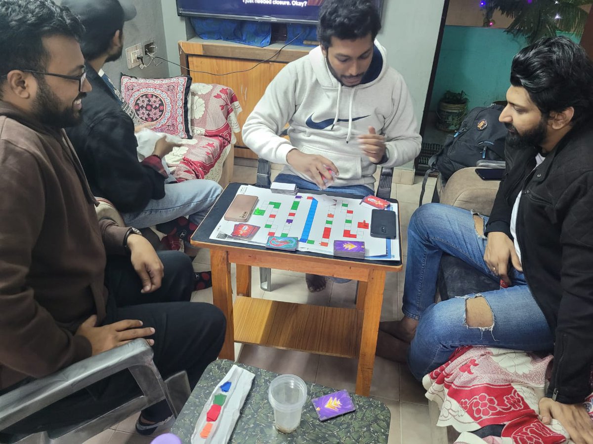Offc_SOSThegame's tweet photo. 🎄 Game joy unwrapped! 🎲✨ Christmas turned into a strategic battleground with friends and our board game prototype. Cheers, camaraderie, and thrilling moves – a holiday gaming adventure! 🌟 #BoardGames #ChristmasFun https://t.co/V3oqQHUPxP