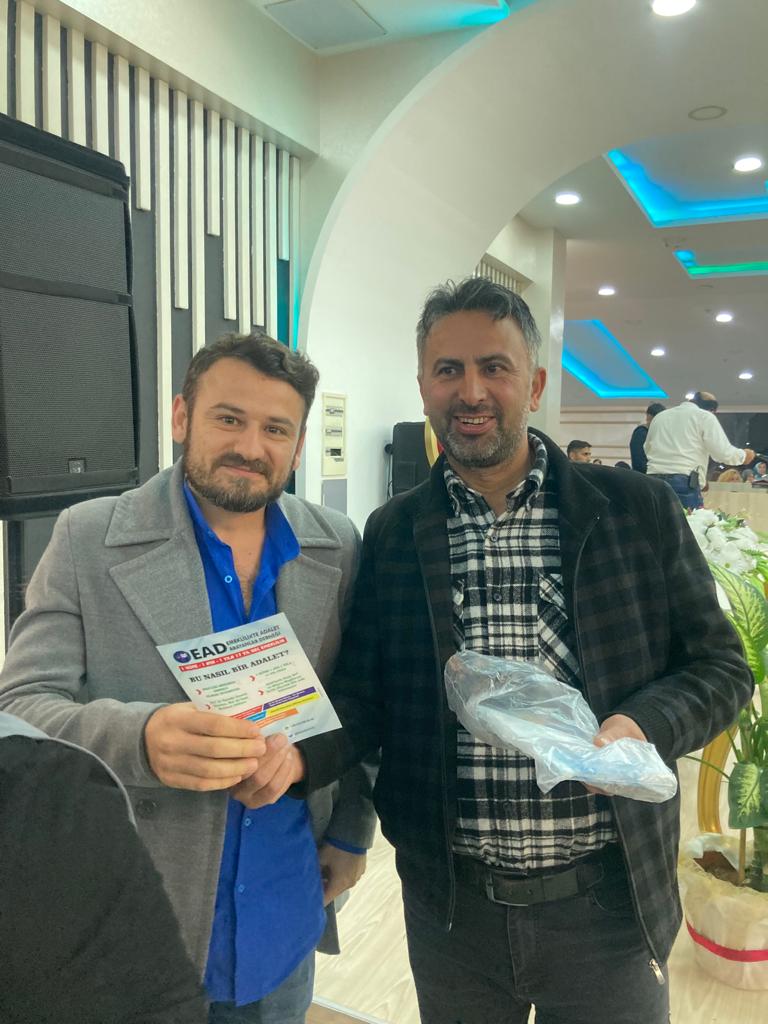 Aydn72398121635's tweet photo. Adil ve eşit olanı istiyoruz bu bizim de hakkımız #2000LereAcilEşitlik https://t.co/gBGcHQ2pPZ