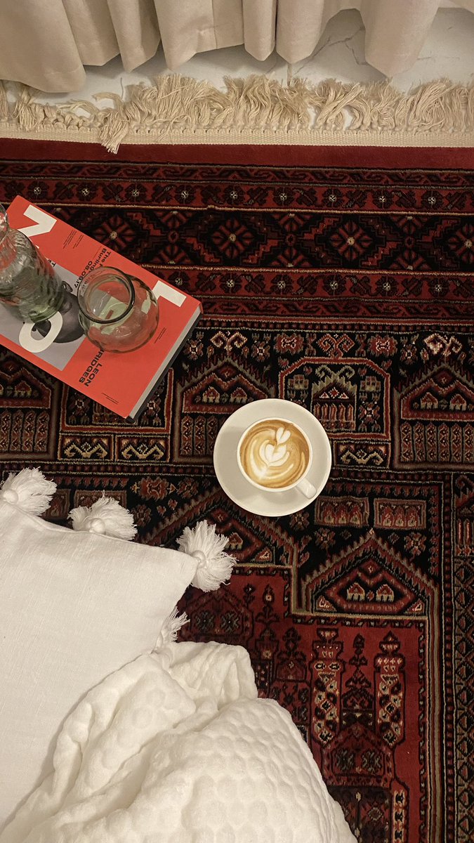 P_5haled's tweet photo. ليلةٌ شتويّه مُمطرة ☕️❄️. https://t.co/L67EXSohoK