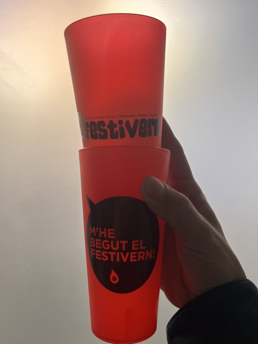 cristianucio's tweet photo. Preparant la motxilla per al cap de setmana #festivern #lavalldigna #casa #capdany @Festivern_info https://t.co/7jlQWotpaP