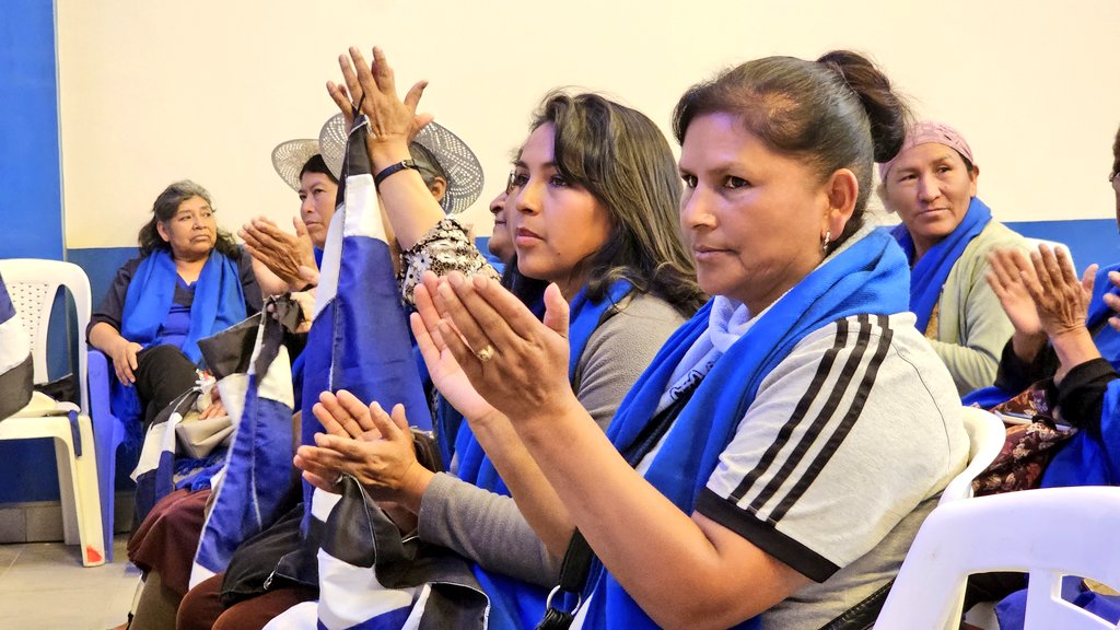 Acompañamos en la inauguración del XI Congreso de la Dirección Regional del MAS/IPSP, Sacaba, el segundo municipio más grande en población de la ciudad de Cochabamba. Esperamos que surjan buenos debates en cada una de sus comisiones y que trabajen con mucha unidad y conciencia…