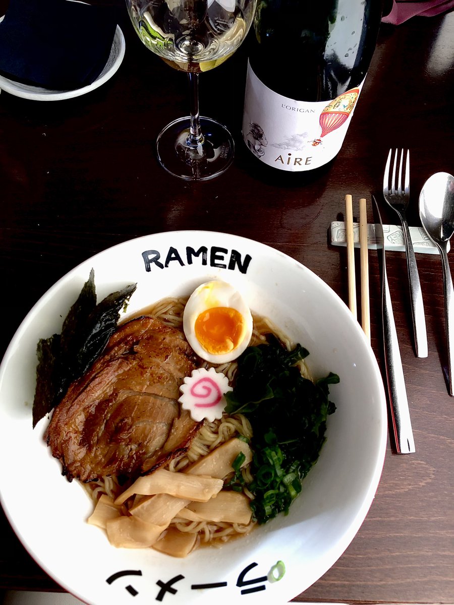 cesitareg's tweet photo. TORI-KEY @torikey_jp 

Volver a Tori-Key es recordar momentos placenteros!
Cocina Japonesa diferente, hecha con mucho cariño.
Con Hiroshi al mando es todo muy especial.

#torikeymadrid #torikey #cocinajaponesa #chamberi #gastro #gastronomia #gastronomy #lorigan #lorigancava https://t.co/lSPvo61jvF