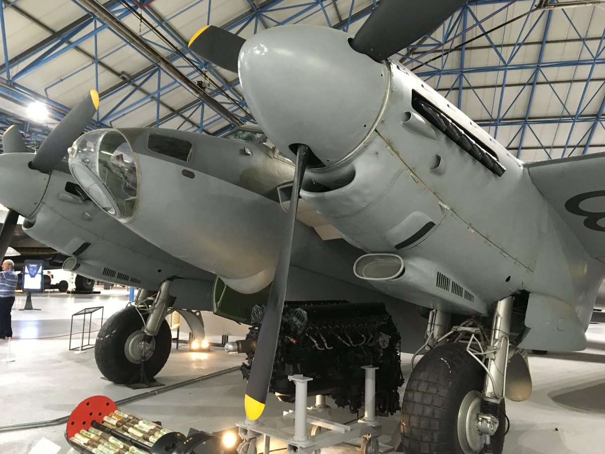 MT111tmd123's tweet photo. @Airfix The @DeHavilland #Mosquito #DH98 https://t.co/x8HZPcYmgc