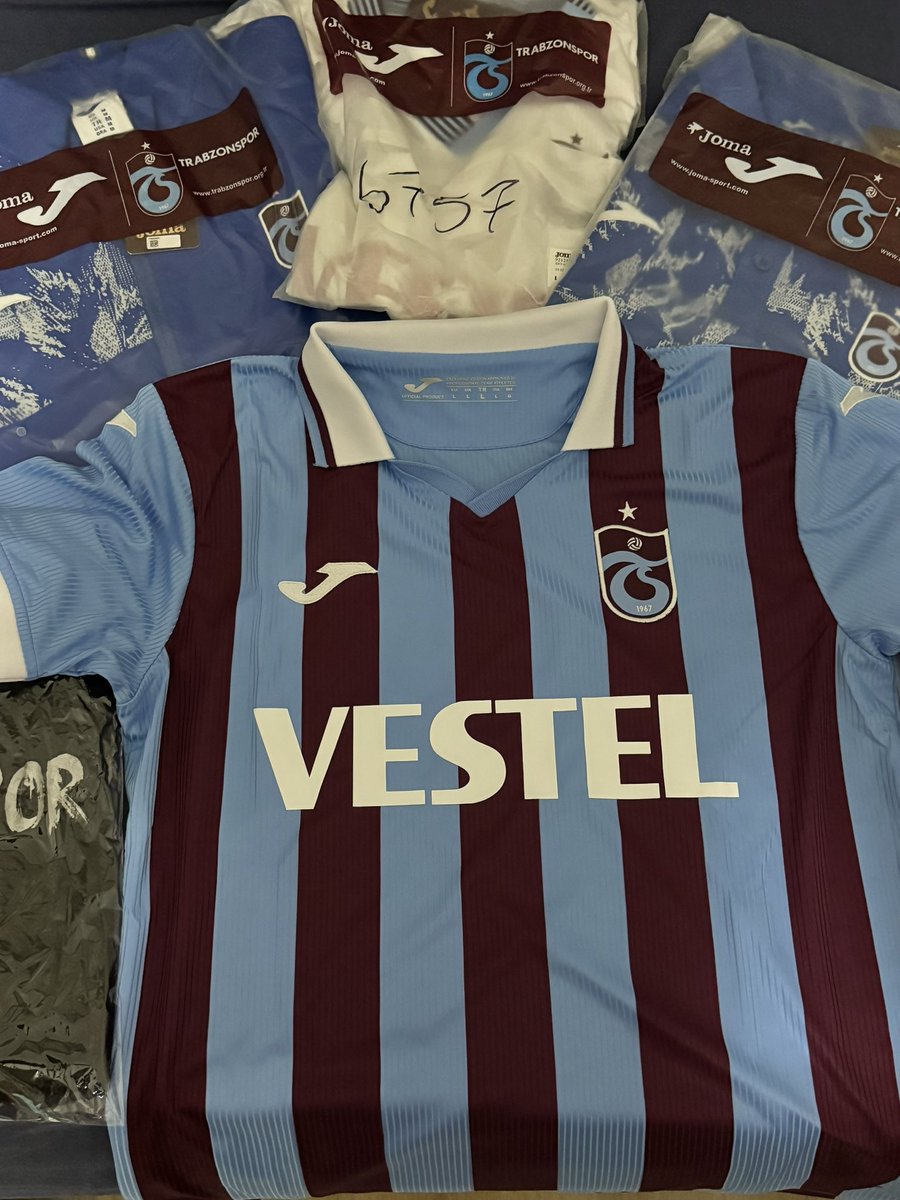 eSüperLig yeni sezon…⏳ <a href="/tsespor/">Trabzonspor Espor</a> 💙❤️