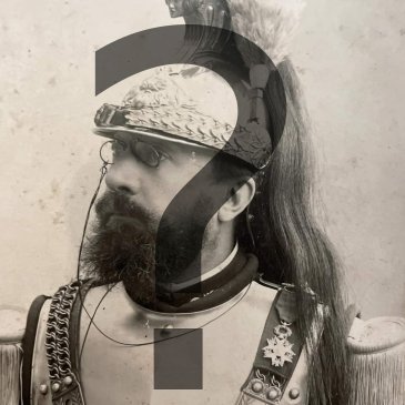 TFressin's tweet photo. La garde républicaine a-t-elle porté la cuirasse ? 💂‍♂️
Allez, petit #thread #histoire du soir sur une question technique qui n'a pas été si simple à traiter pour moi. 🙂 https://t.co/tkwvd3bWqp