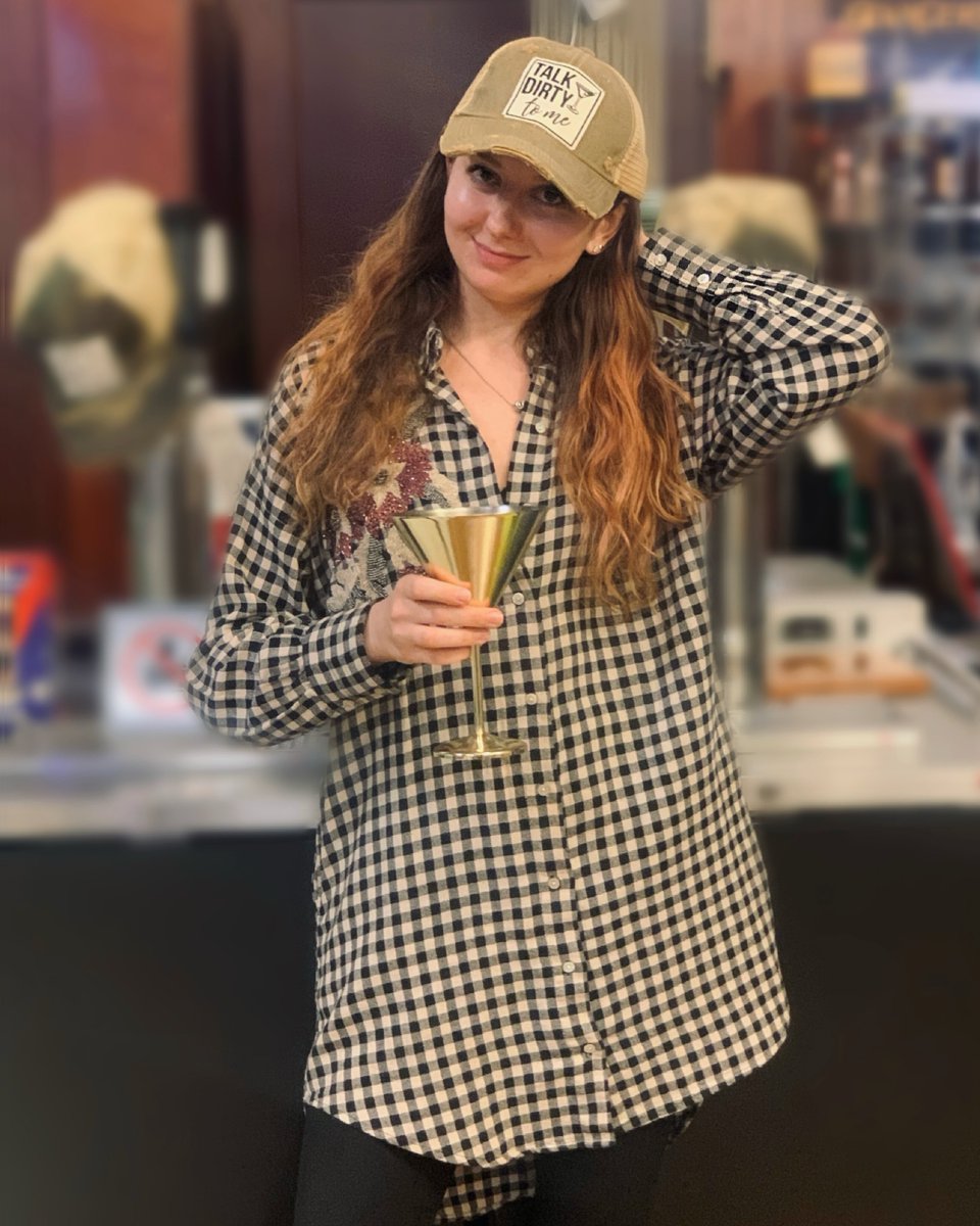 ChicagoBarStore's tweet photo. How a hat makes you feel is what a hat is all about  😆 🍸 🤠 
-Chicago Bar Shop 
#chicagobarstore #chicagobarshop #chicagobarstorestore #hatdesighns #talkdirtytome #martinihat #myweekendishot #perfectgift #happyholidays #armitage https://t.co/lMz3MEjYp2
