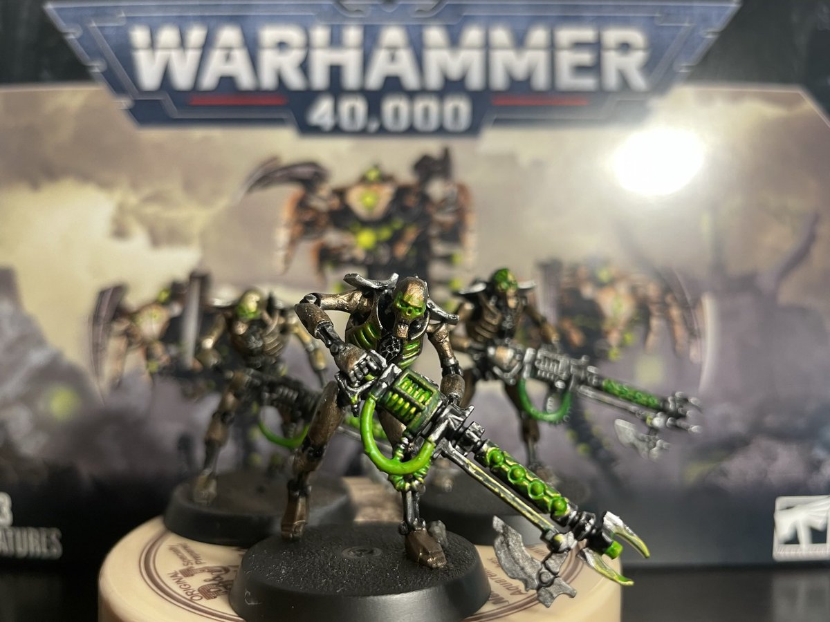 DasPrints's tweet photo. @warhammer I started the hobby a few days before last Christmas. Here’s a couple of the better pictures of a few I’ve worked on over this last year. I started with the Necron warrior starter set and the most recent completed project was the Fellgor Ravagers Kill Team. https://t.co/PXzg8vbMWS