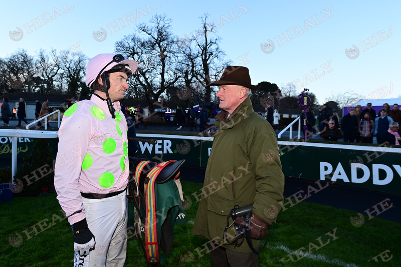 🏆 @LeopardstownRC 27-December-2023 'Joystick' O- @RicciSusannah T- @WillieMullinsNH J- Patrick Mullins (c)healyracing.ie