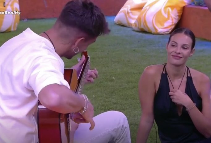 LAREVUELO53's tweet image. #GHVIP27D Jessica Bueno y Luitingo inseparables tras su paso por GHVIP8 ya no esconden su amor y presumen de complicidad La última edición de GHVIP8 ha estado plagada de sorpresas Aunque sin duda la relación de Jessica Bueno con Luitingo es lo que más sopresa ha causado.