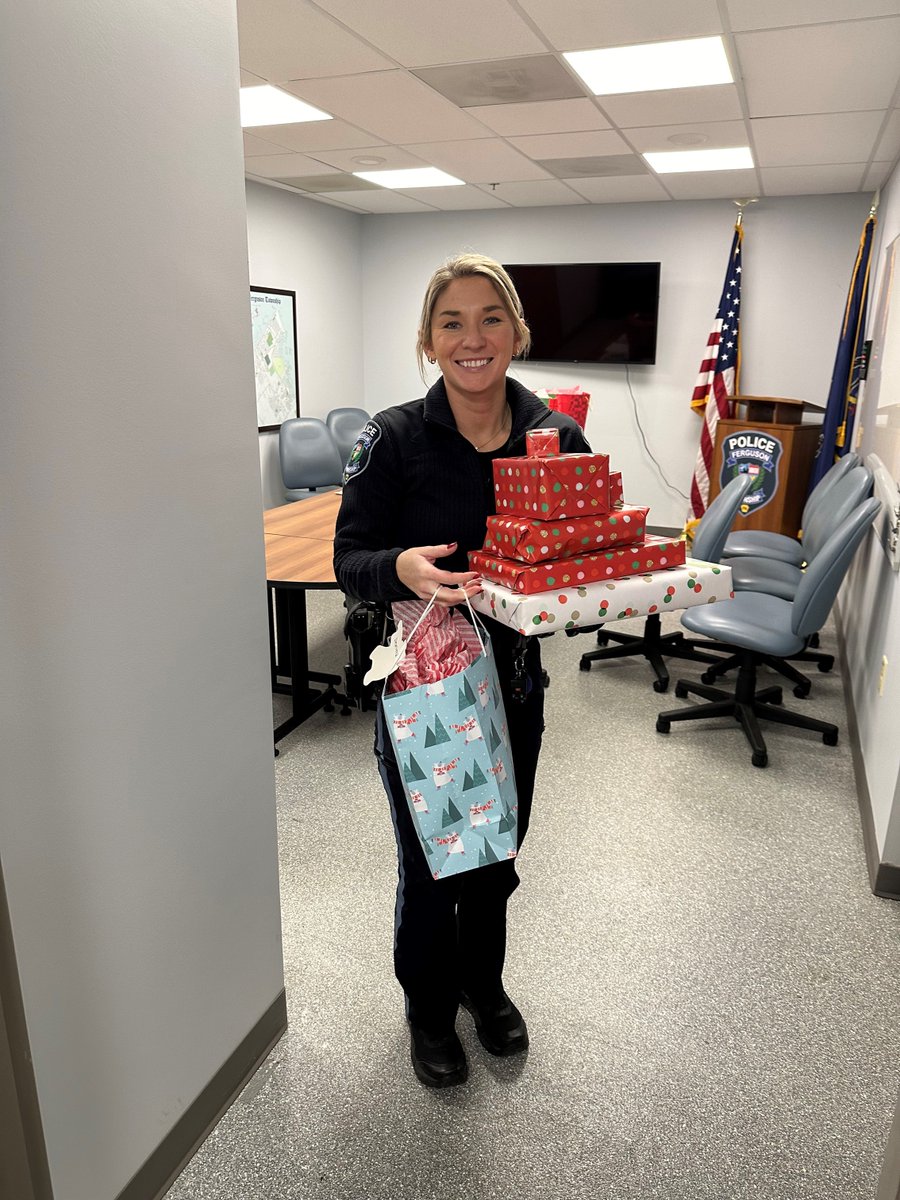 FergusonTwpPD's tweet photo. Officers from Ferguson and Patton townships teamed up again with the Salvation Army to provide gifs to local children as part of our annual Blue Christmas (formerly Shop with a Cop) program.  Many thanks to all of the businesses in our community that donated and to the officers! https://t.co/1AyUpcFFTu