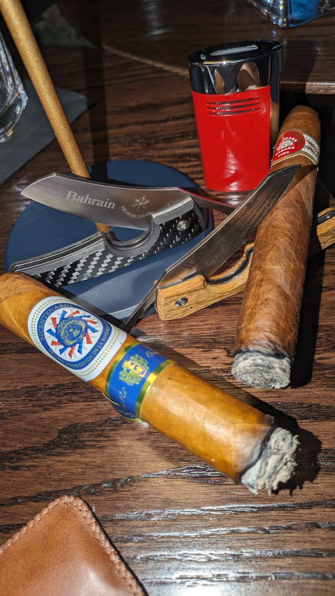 Cubans and Costa Rican cigars . Always a good time using the @LesFINESLAMES to cut them .
.
.
.
•
#cigaraficionado #cigars  #cigarporn #cigaroftheday #cigar #cigarlifestyle #nowsmoking  #cigarsmoker #cigarlover  #cigarphotography  #smokersrd #habanos #bahrain #manama