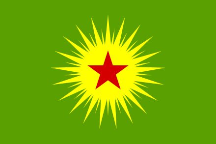 Türk yargısı kesinlikle Kürt düşmanı ve faşisttir. Kürtlere türk bayrağını paylaşma cezası verecek kadar alçaktır. 

O zaman biz de her yerde Kürdistan bayraklarını paylaşalım.
#StopTurkishTerrorism