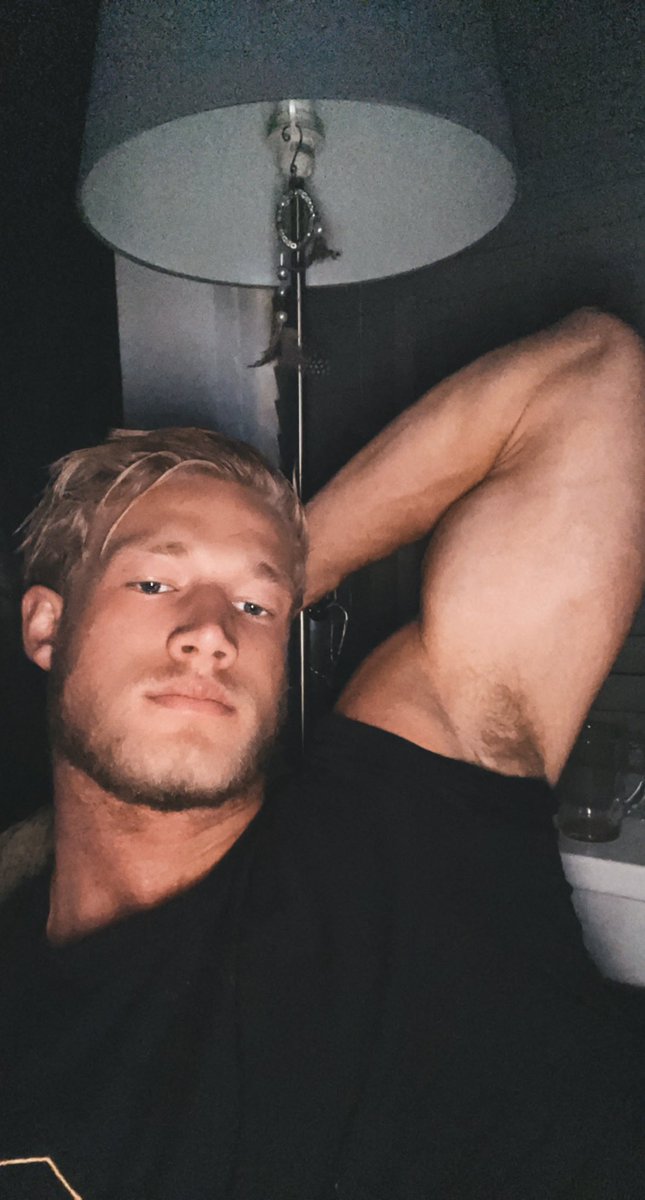 alphagodber's tweet photo. My sweaty pits are making you so weak🥵 https://t.co/uLLquBKyti