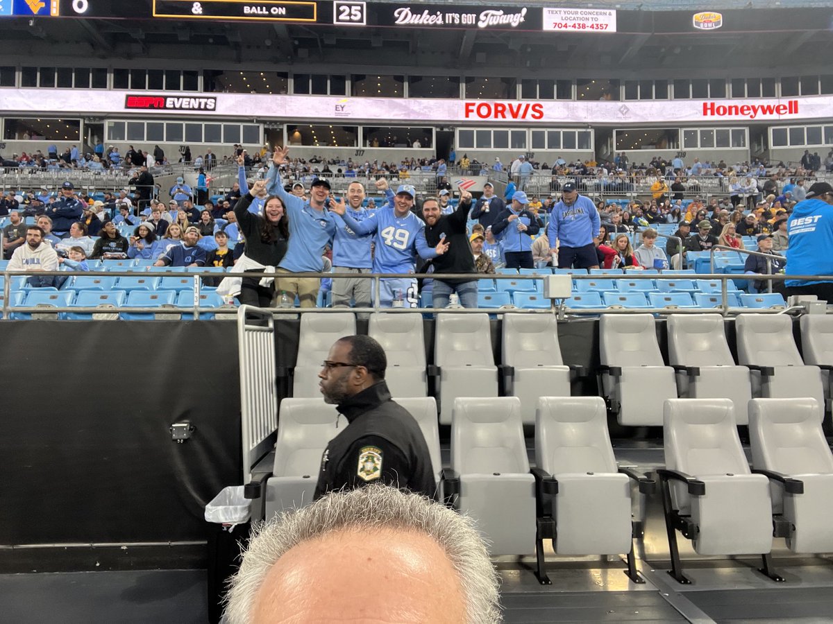 BubbaUNC's tweet photo. Great to have our fans in the front row! https://t.co/v89zhGl8c7