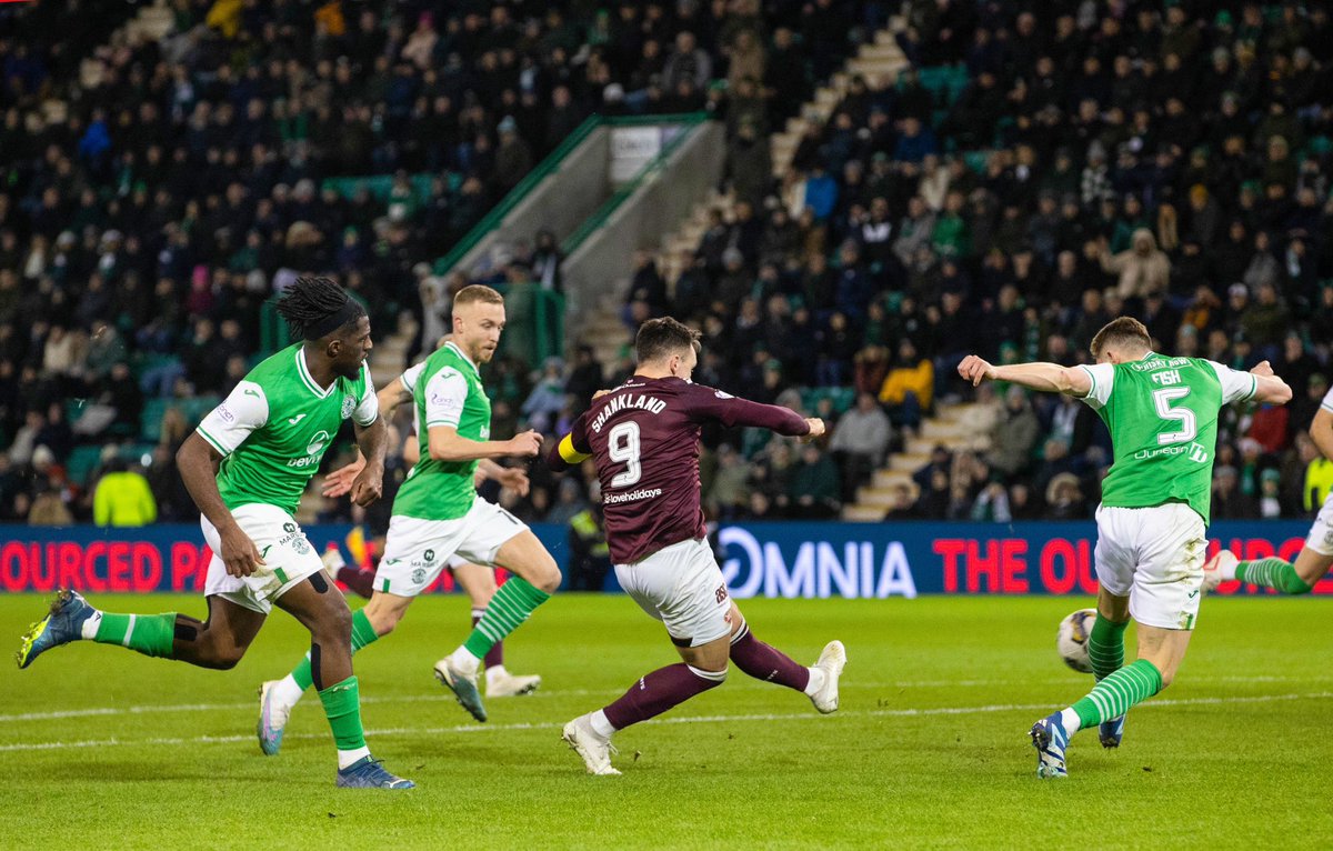 JamTarts's tweet image. Lawrence Shankland.