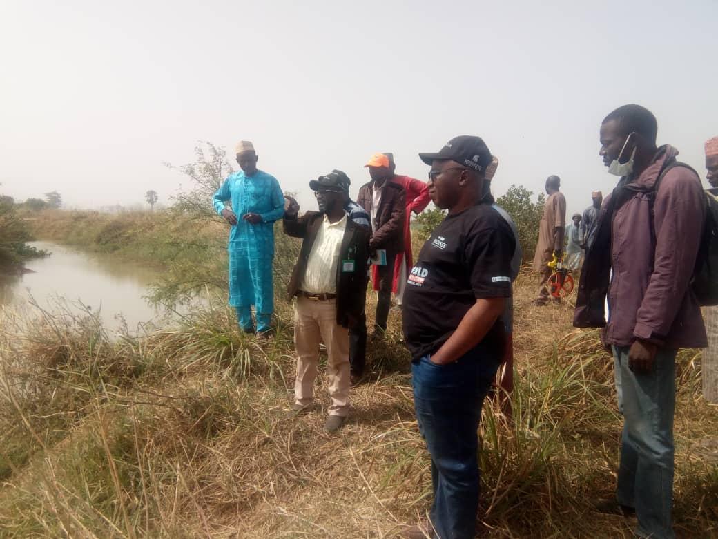 KadunaMOAgric's tweet photo. Earlier today, the Commissioner inspected some of the State's Irrigation facilities at Giwa and Kudan LGAs. He was accompanied by the Dir. Agric Services, State Project Coordinator RAAMP, Dep. Dir. Mechanisation, Dep. Dir. Irrigation and Div. Irrigation Engr, Zaria. https://t.co/Q0SqDObYyJ