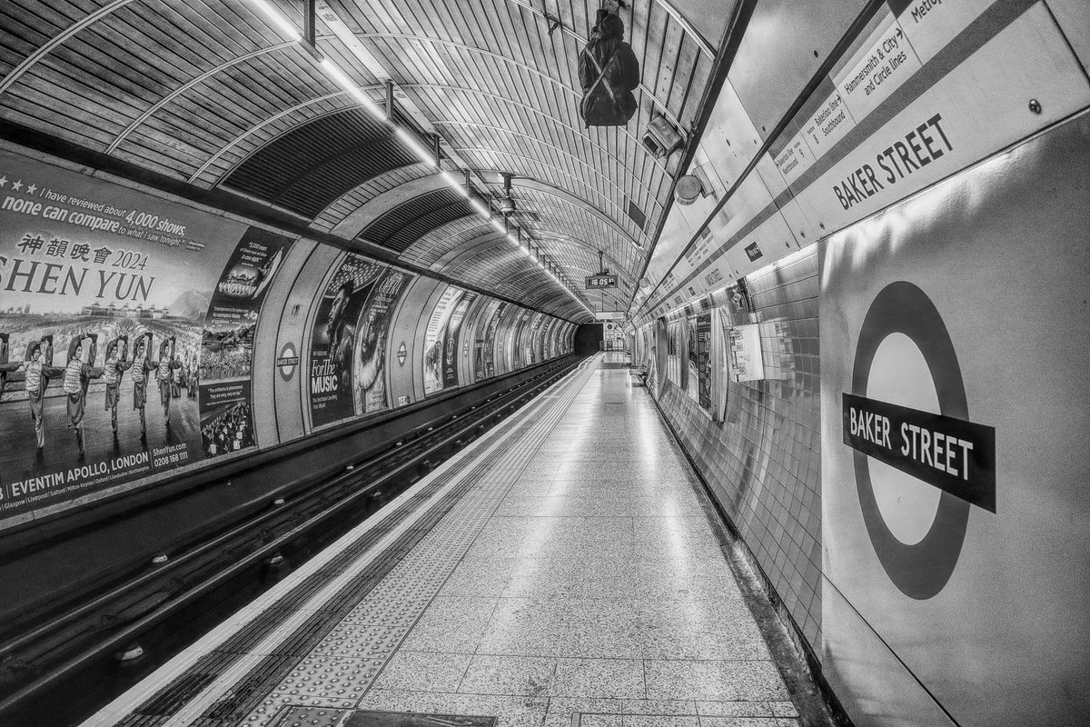 #London  #carnabystreet  @HiltonWembley @CarnabyLondon @TfL #londonunderground